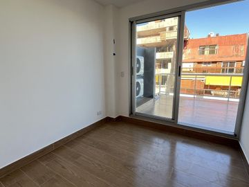 VENTA DEPARTAMENTO POSIBLE 2 AMBIENTES CON BALCON EN BELGRANO A ESTRENAR