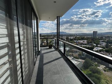 Renta Departamento amueblado en Torre Norte