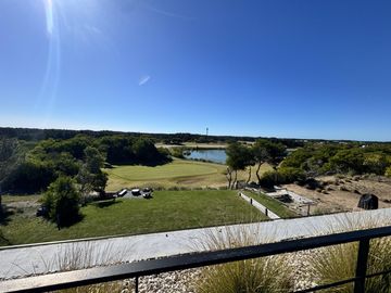 Casa en Venta Costa Esmeralda Barrio Golf, 5 Dormitorios 380m² Pileta Fondo Golf A Estrenar USD 1.150.000