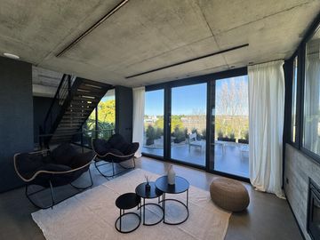 Casa en Venta Costa Esmeralda Barrio Golf, 5 Dormitorios 380m² Pileta Fondo Golf A Estrenar USD 1.150.000