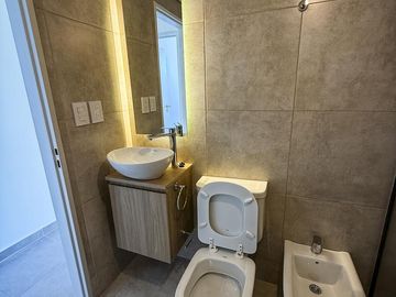 Departamento de dos ambientes en venta - Moron Sur