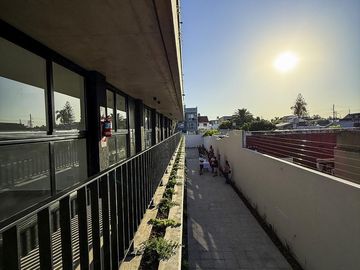 Departamento de dos ambientes en venta - Moron Sur
