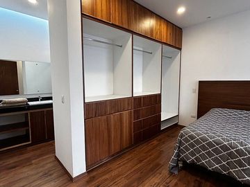 Renta casa amueblada en residencial Cadaquez