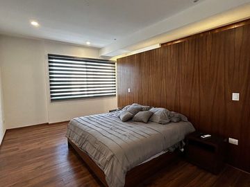 Renta casa amueblada en residencial Cadaquez