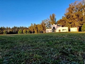 Casa en Chacras del Paraná