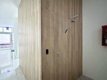 VENTA DEPARTAMENTO DE 2 DORMITORIOS CON TERRAZA EXCLUSIVA, BALCÓN Y BAULERA EN LA SEXTA