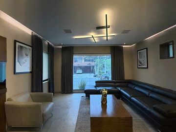 Local Comercial en Renta | Centrito Valle | San Pedro Garza García, N.L.