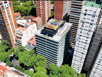 Exclusivo departamento de 4 dormitorios con 2 cocheras y dependencia  en Venta. QUARTIER Lacroze