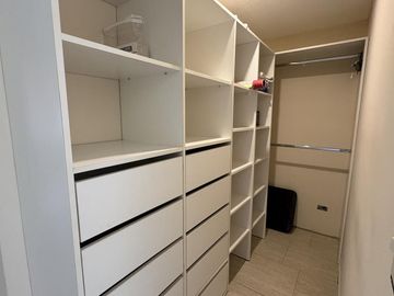 Venta, Casa, 4 Ambientes, Patio, Parrilla, Pileta, 2 Cocheras, Francisco Alvarez, Moreno