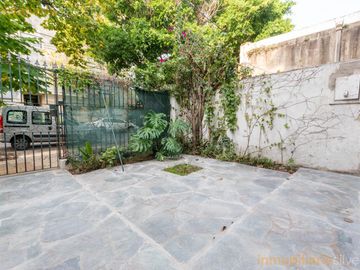 Calle 16 entre 69 y 70 La Plata - Casa de 5 dormitorios en Alquiler