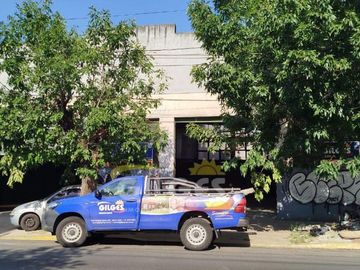 Alquiler de Local/Galpón de 550M²  en Ramos Mejia  Excelente Ubicación