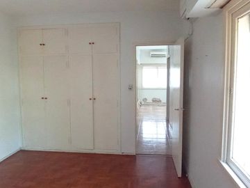 Departamento Oficina de 3 ambientes en alquiler en Versalles/Liniers