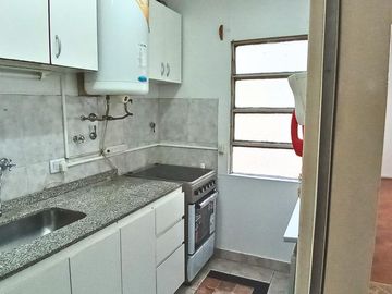 Departamento Oficina de 3 ambientes en alquiler en Versalles/Liniers