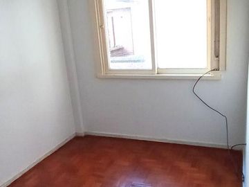 Departamento Oficina de 3 ambientes en alquiler en Versalles/Liniers
