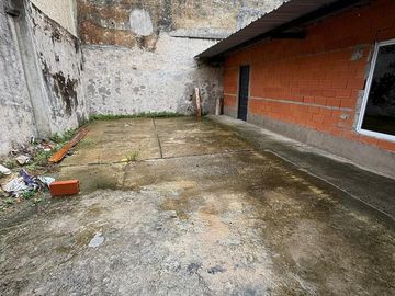 Galpón para uso particular en Lanús Este