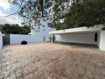 Casa en Venta en Club de Golf La Ceiba