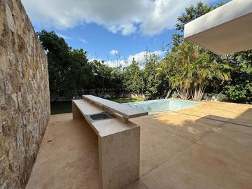Casa en Venta en Club de Golf La Ceiba