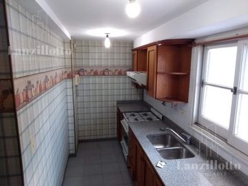 Departamento 2 ambientes en alquiler - Lanús Este