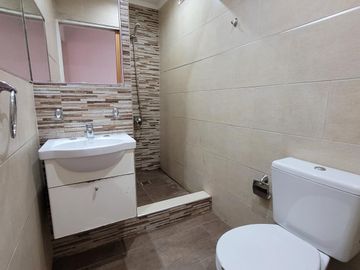 Casa ph dos ambientes con patio sin expensas en ALQUILER
