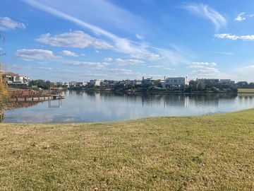 Terreno en venta al lago en Virazón, Nordelta