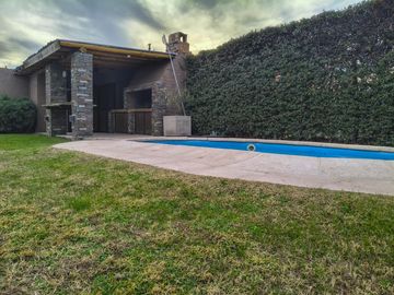 CASA EN VENTA BARRIO CORDON DEL PLATA CON TORU INMOBILIARIO