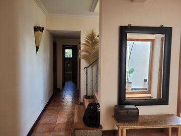 Casa en Alquiler  Pacheco Golf Club 4 dormitorios con jardin y pileta