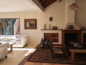Casa en Alquiler  Pacheco Golf Club 4 dormitorios con jardin y pileta