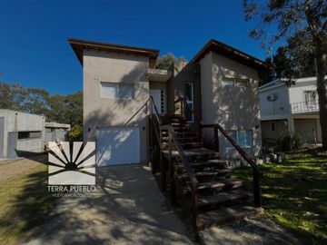 OPORTUNIDAD Costa Esmeralda | Casa 4 Dormitorios | Parrilla y Jacuzzi