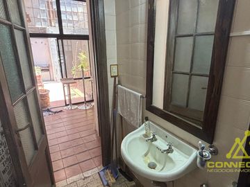 PH 3 AMBIENTES CON PATIO, ALTILLO Y COCHERA 2 AUTOS – CONSTITUCIÓN