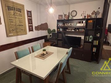 PH 3 AMBIENTES CON PATIO, ALTILLO Y COCHERA 2 AUTOS – CONSTITUCIÓN