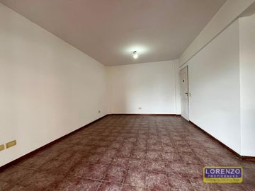 Departamento 2 ambientes con balcón