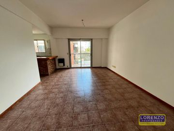 Departamento 2 ambientes con balcón