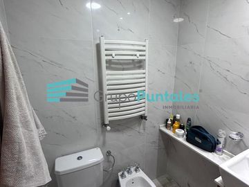 Departamento de 2 ambientes en Ayres de Canning, en Planta Baja con cochera en SS