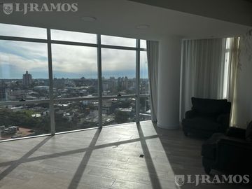 Oficinas SportClub en Escobar!  Excelente ubicación - PG