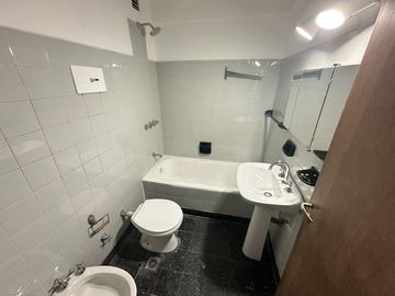 Departamento de 2 ambientes en Alquiler en Recoleta
