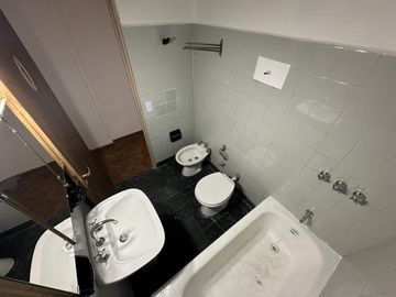 Departamento de 2 ambientes en Alquiler en Recoleta