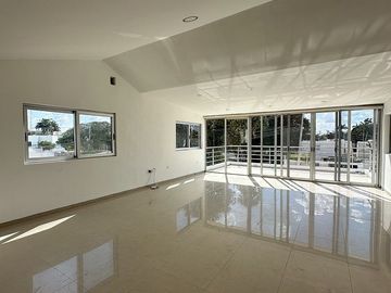 Casa en Renta  en Alcalá Martín, para oficinas