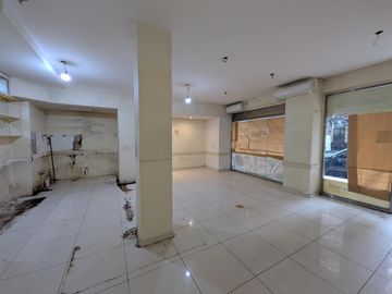 Excelente Local Apto todo rubro, a metros de Av. Córdoba
