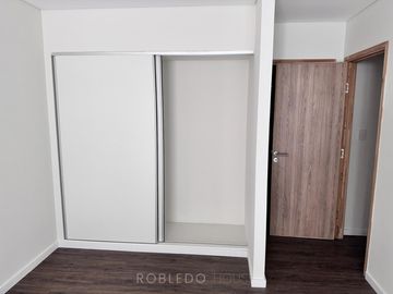 Venta Departamento 2 dormitorios con cochera Av. Belgrano Centro Salta Capital (No apto créditos)