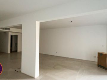 Monoambiente divisible a estrenar – 80 m² apto profesional