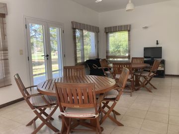 Casa en  Los Cardales Country Club vista Golf