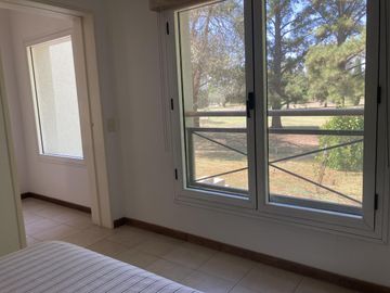 Casa en  Los Cardales Country Club vista Golf