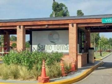 Lote central en venta en Barrio privado Santo Tomás, Pilar, Bs.As.