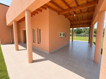 Casa en Venta en Barrio Los Pinos - Exaltación de la Cruz