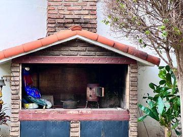 Casa en venta en barrio Ludueña
