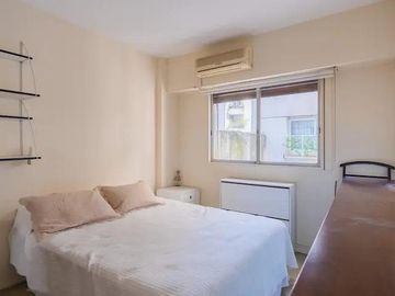 Departamento de 2 ambientes amplios C/cochera