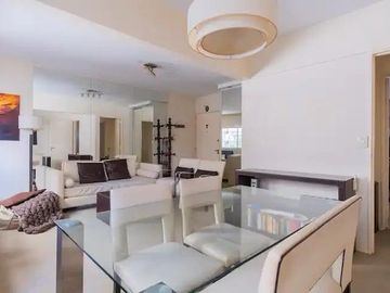 Departamento de 2 ambientes amplios C/cochera