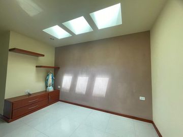 CASA EN VENTA EN FRACCIONAMIENTO LOMAS DEL VALLE