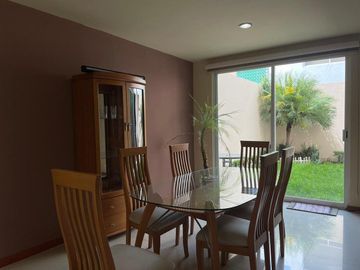 CASA EN VENTA EN FRACCIONAMIENTO LOMAS DEL VALLE