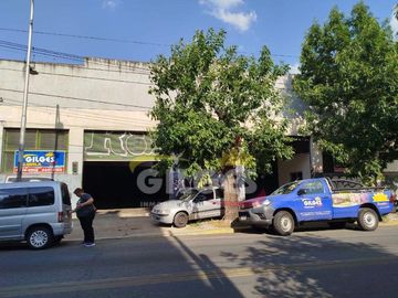 Alquiler de Local 520M²  en Ramos Mejia Excelente Ubicación